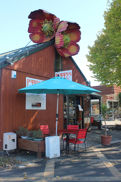 Poppys Cafe