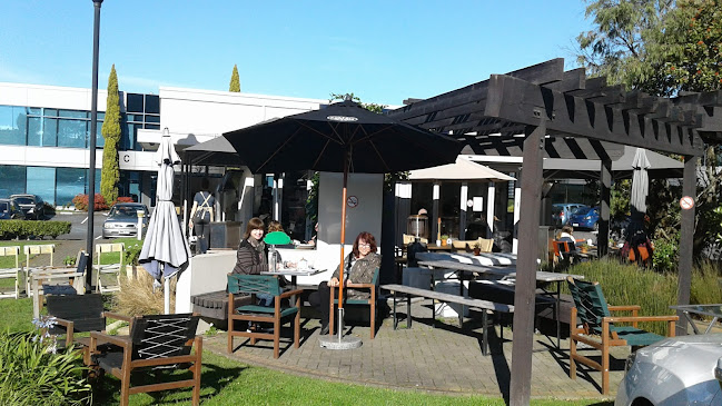 Willow Cafe - Hospitality and gastronomy