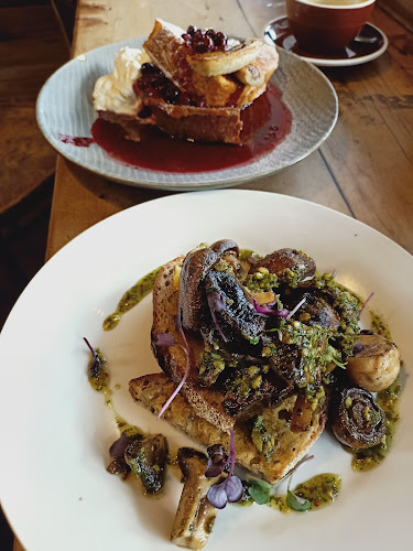 Comments and reviews of Lyttelton Coffee Co.