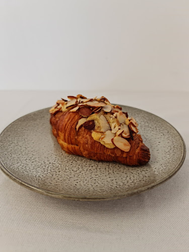 Comentarii opinii despre CAFE BLUE WHALE