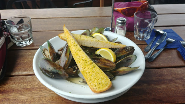 Comentarii opinii despre Groper Garage Bar & Restaurant