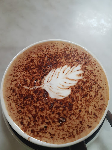 Hot Bread Shop Cafe - Hospitality and gastronomy