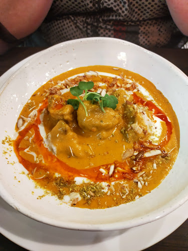 4 Flames Indian Restaurant & Takeaway - Hospitality and gastronomy