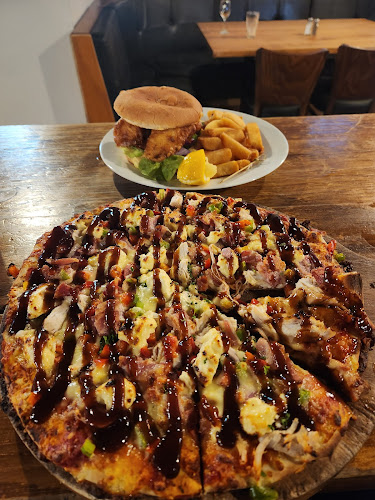 Groper Garage Bar & Restaurant - Kaikōura