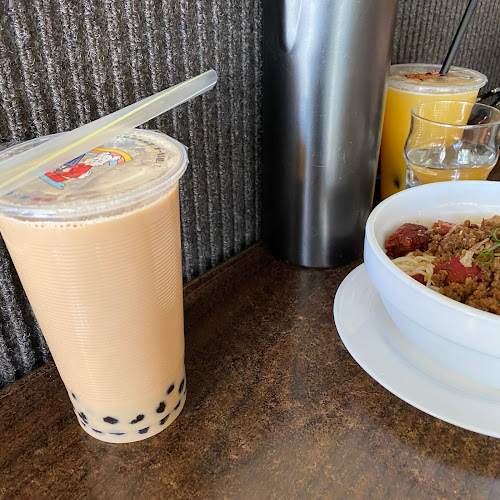 Banh Mi Craft Open Times