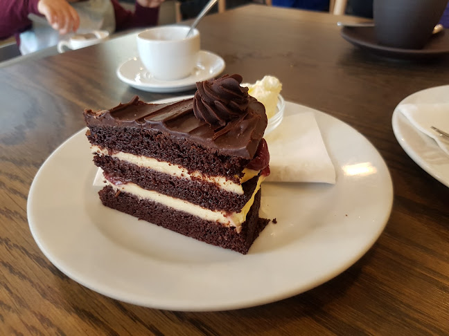 Comments and reviews of Frasers