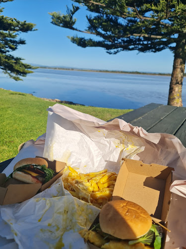 Pukehina Beach Store & Takeaway
