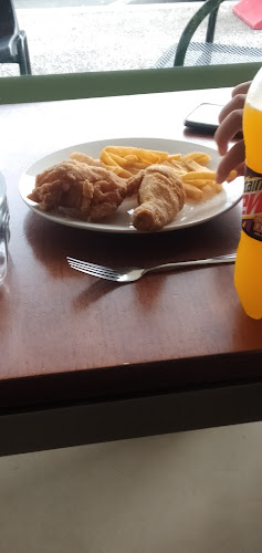 Breakfast lunch outdoor seating cosy 29 Orchard West Road, Ngatea 3503, New Zealand