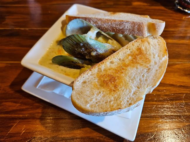 Cornerstone Bar & Eatery Tauranga - Hospitality and gastronomy