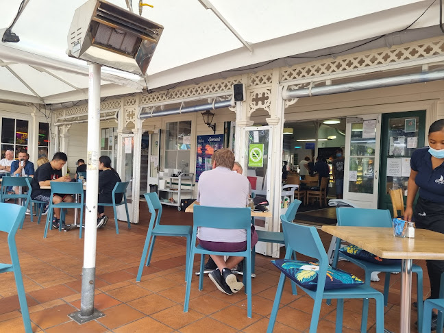 Comments and reviews of Riverside Cafe