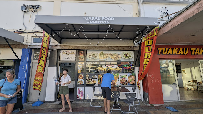 Tuakau Takeaways
