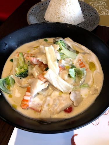 Comentarii opinii despre Siam Thai Fusion Cuisine