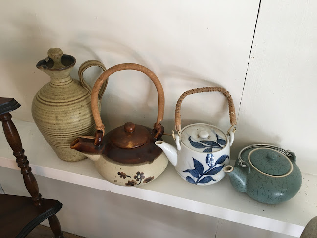 Hum Salon Bohemia Cafe and Community Space - Auckland