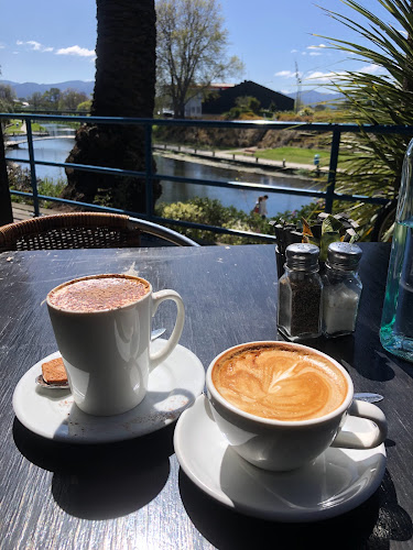 Opinii despre Raupo Cafe, Restaurant & Traiteur în Blenheim - Hospitality and gastronomy