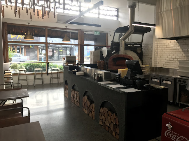 7 Wakefield Avenue, Sumner, Christchurch 8081, New Zealand