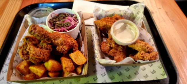 Empire Chicken Riverside Market