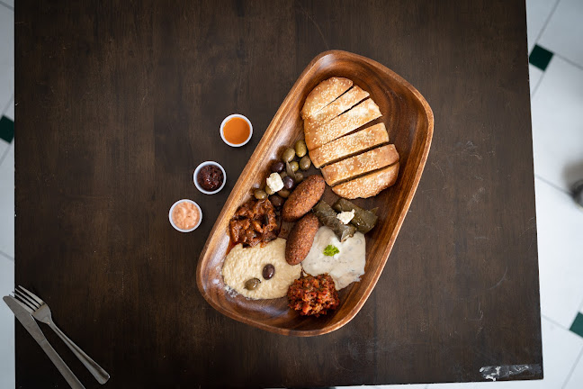 Comentarii opinii despre Day n night Turkish kebab and cafe