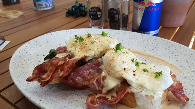 Café B - Hospitality and gastronomy