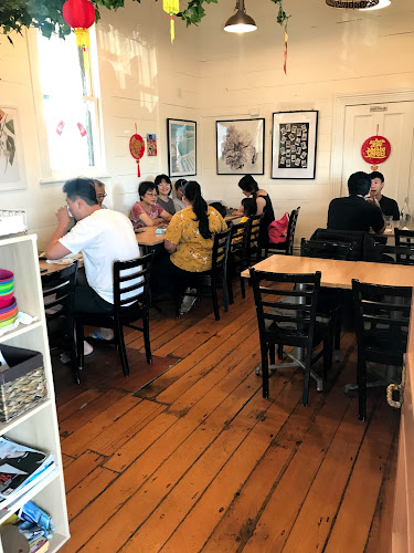 Comentarii opinii despre Kampung Style Malaysian Cafe