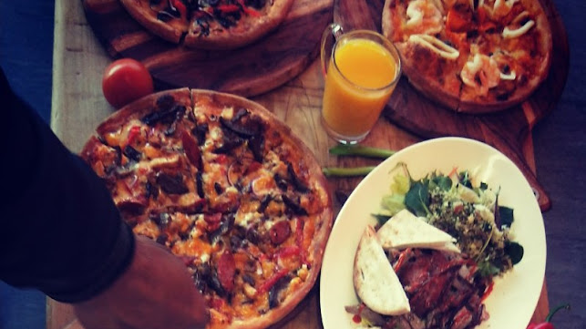 Ranui pizza and kebab - Hospitality and gastronomy