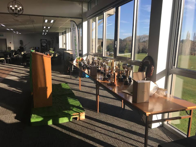 Village Green Cafe & Bar - Dunedin