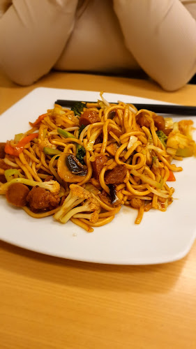 Reviews of Aunty Mena's Vegetarian Restaurant & Cafe in Wellington - Hospitality and gastronomy