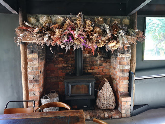 The Hive Phone number