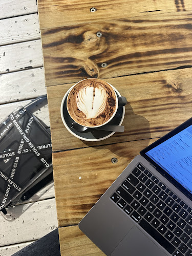 Ally & Sid - Hospitality and gastronomy