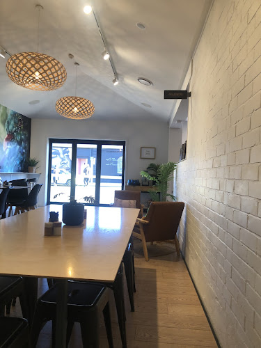 Comentarii opinii despre Triangle Espresso