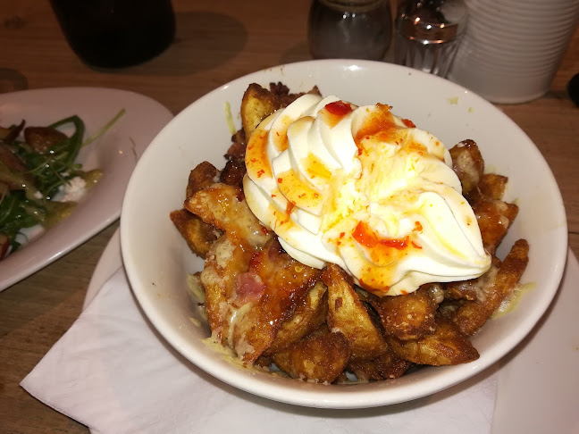 Pure Bar & Grill - Hospitality and gastronomy