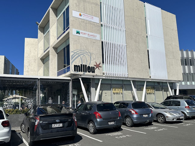 Comentarii opinii despre Milieu Cafe