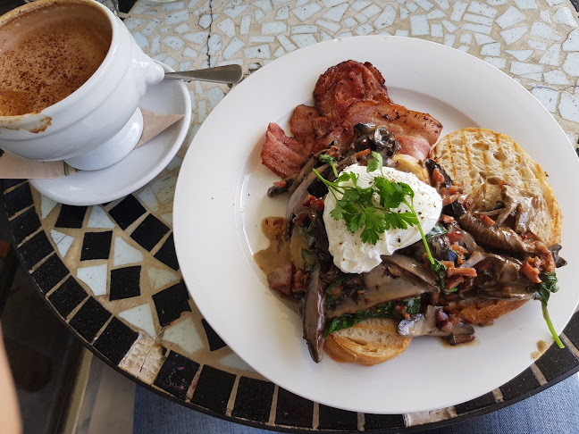 Humbug Cafe Phone number