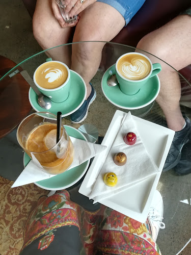 Georgia on Tennyson - Napier