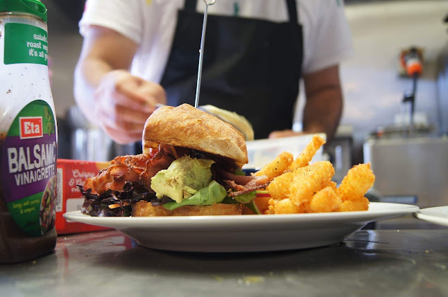 Café Queen - Waiuku