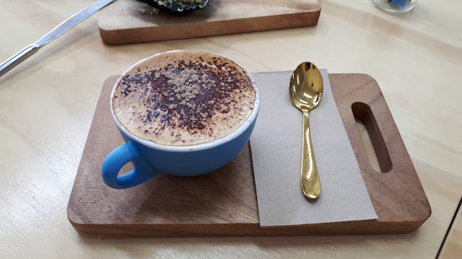 Kolachi Cafe & Eatery