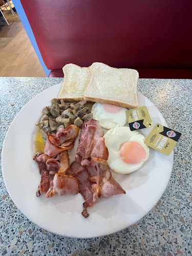 Ronnies Cafe & Bakery - Matamata