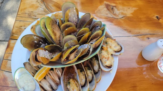 The Mussel Pot Restaurant