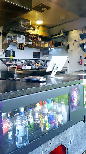 Opinii despre Hell Pizza Kumeu în Kumeū - Hospitality and gastronomy