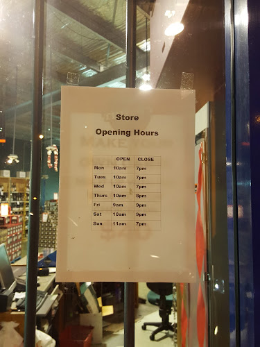 Thirsty Liquor Napier Phone number