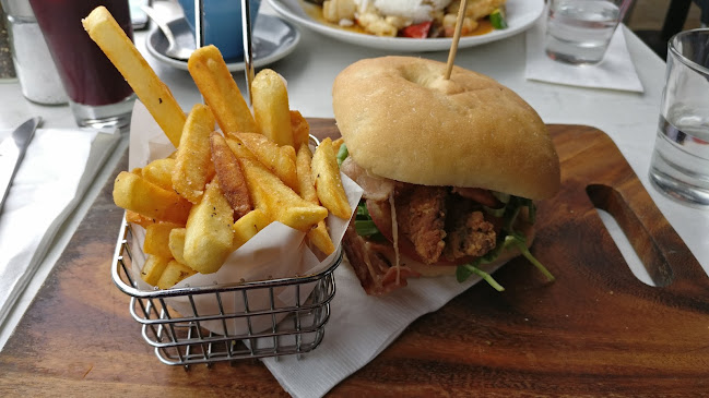 Comments and reviews of Mission Bay Cafe