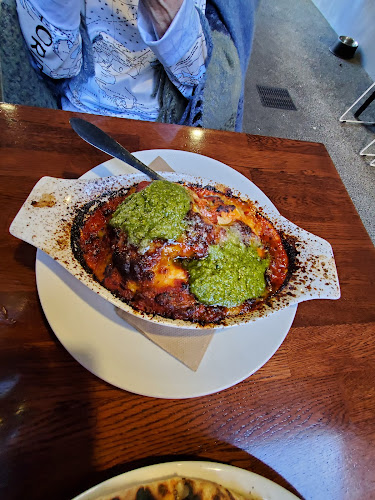 Opinii despre Alessandro's Pizzeria e Pasta Napoletana în Havelock North - Hospitality and gastronomy