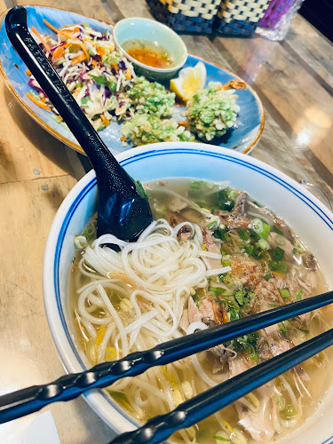 Comentarii opinii despre Where's Charlie? Lambton Quay Store