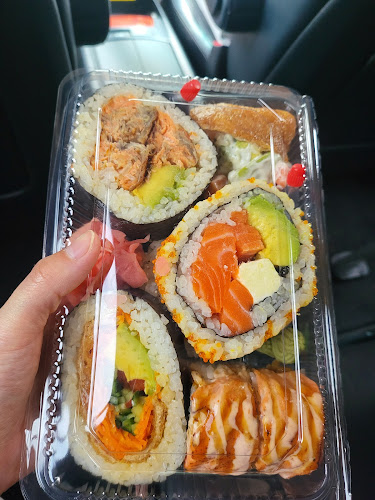 Toshi Sushi - Hospitality and gastronomy