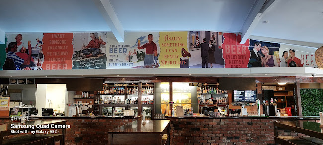 Comments and reviews of Strathmore Local