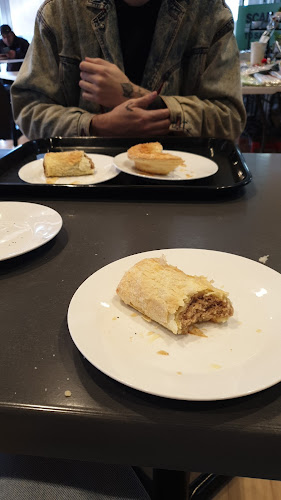 Comentarii opinii despre Hollywood Bakery Espresso