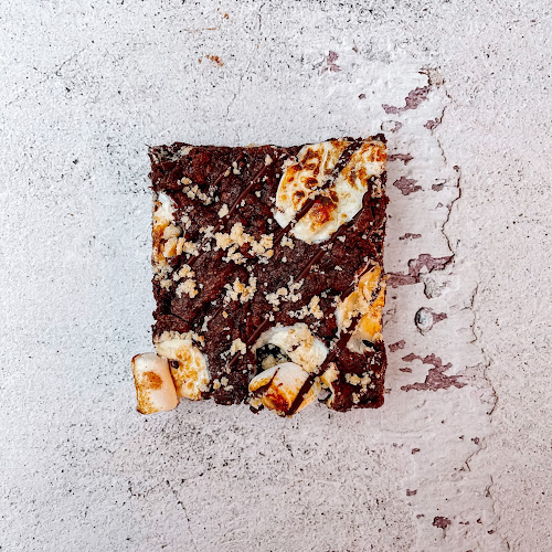 Papamoa Beach / Parton Road Roundabout, Papamoa Beach Road, Papamoa Beach, Tauranga 3118, New Zealand