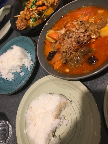 Mama Ree Thai Street Food - Hospitality and gastronomy