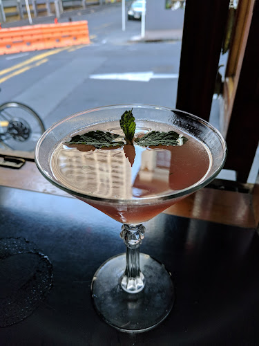 Comentarii opinii despre Mo's