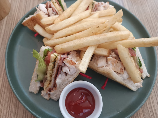 Opinii despre The Coffee Club Riccarton în Christchurch - Hospitality and gastronomy