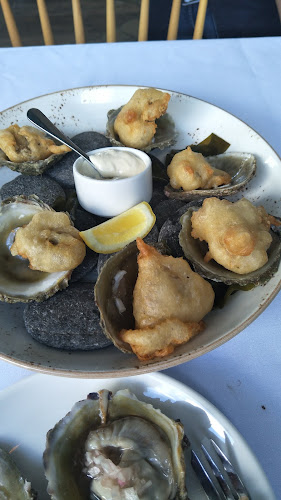 Regatta Bar And Eatery - Hospitality and gastronomy